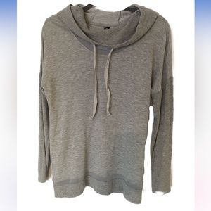 YogaLicious Yoga Mesh Criss Cross Back Sweatshirt Size Medium